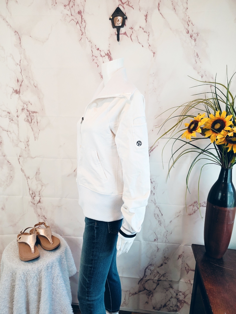 Lululemon White Zip Up Jacket Size 8 Fitted Athleisure Yoga Forme Style OG - Picture 6 of 9